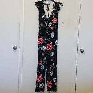 Xhiliration black w/pink flowers jumpsuit sz XXL